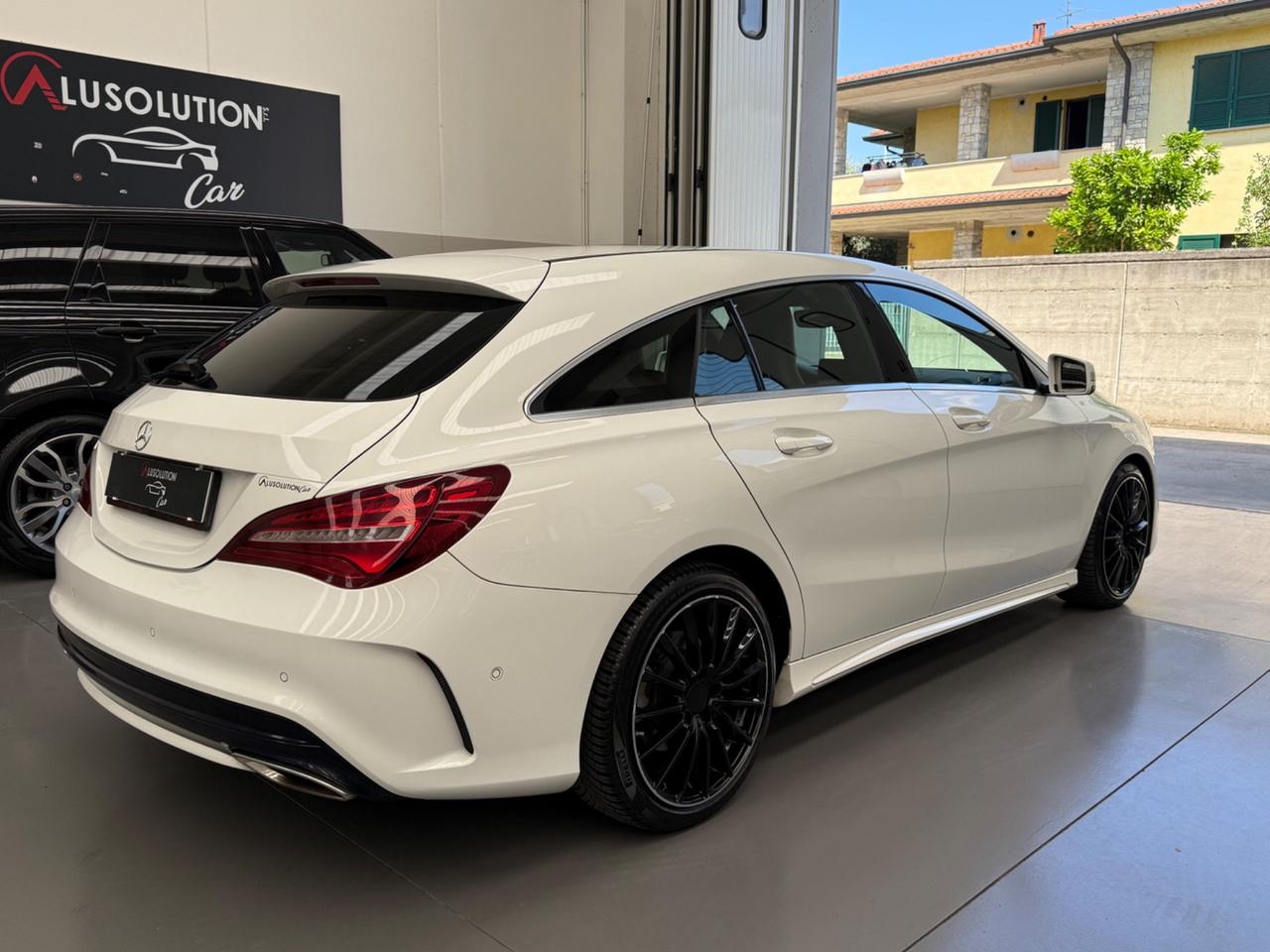 Mercedes-benz CLA 180 S.W. Premium
