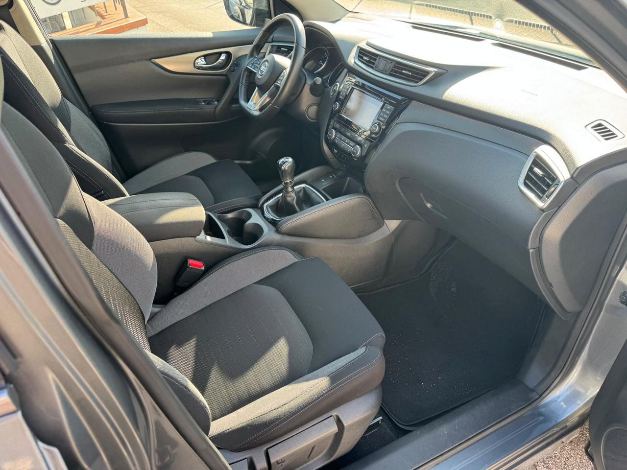 Nissan Qashqai 1.5 N-connecta Full Optional Tetto/navi/camera 360