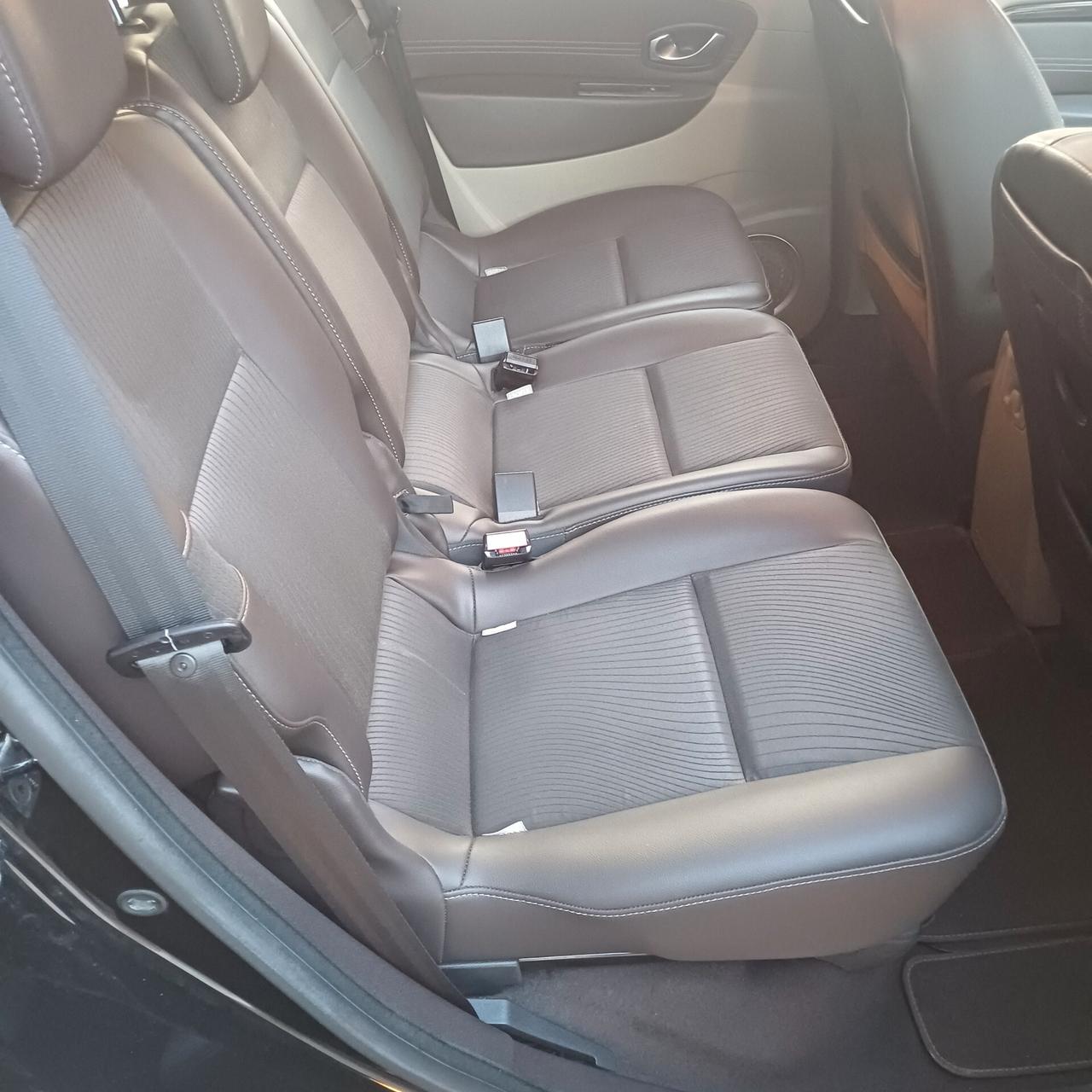 Renault Scenic Scénic X-Mod 1.5 dCi 110CV Luxe