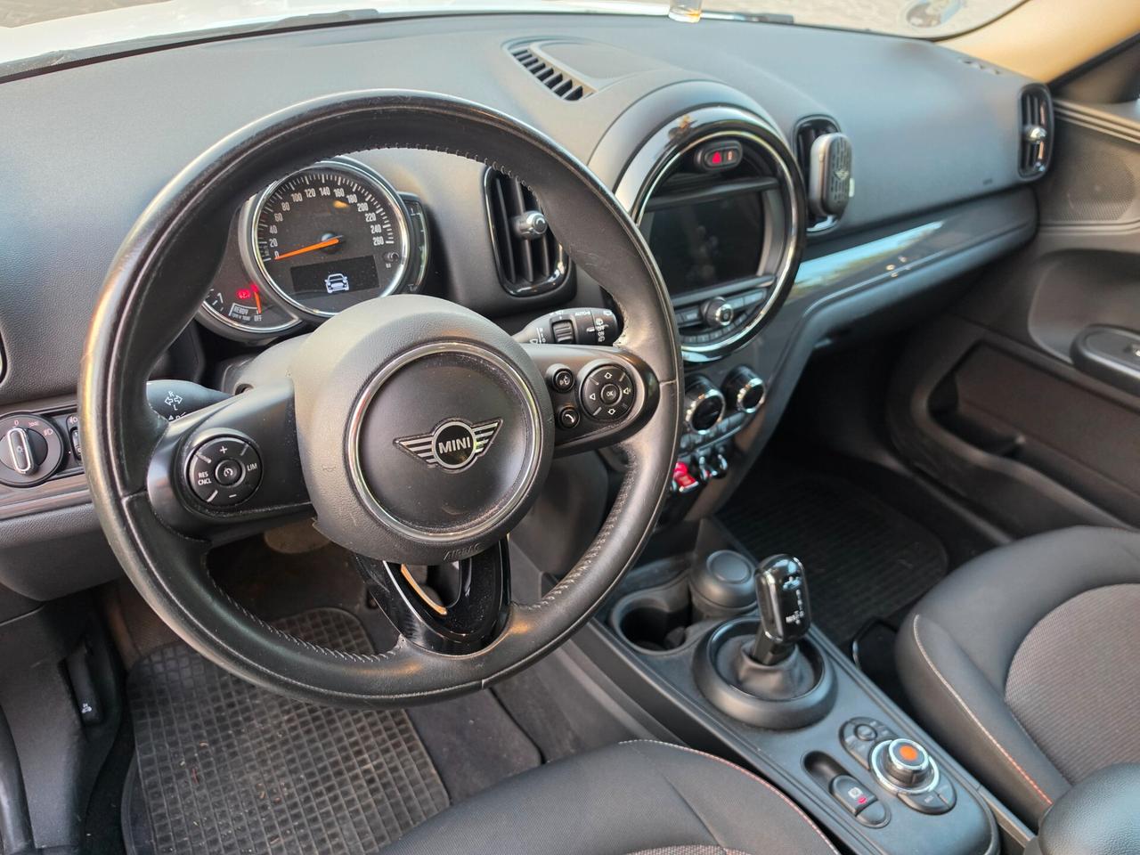 Mini Cooper Countryman 2.0 diesel automatica 150CV 65.000 km