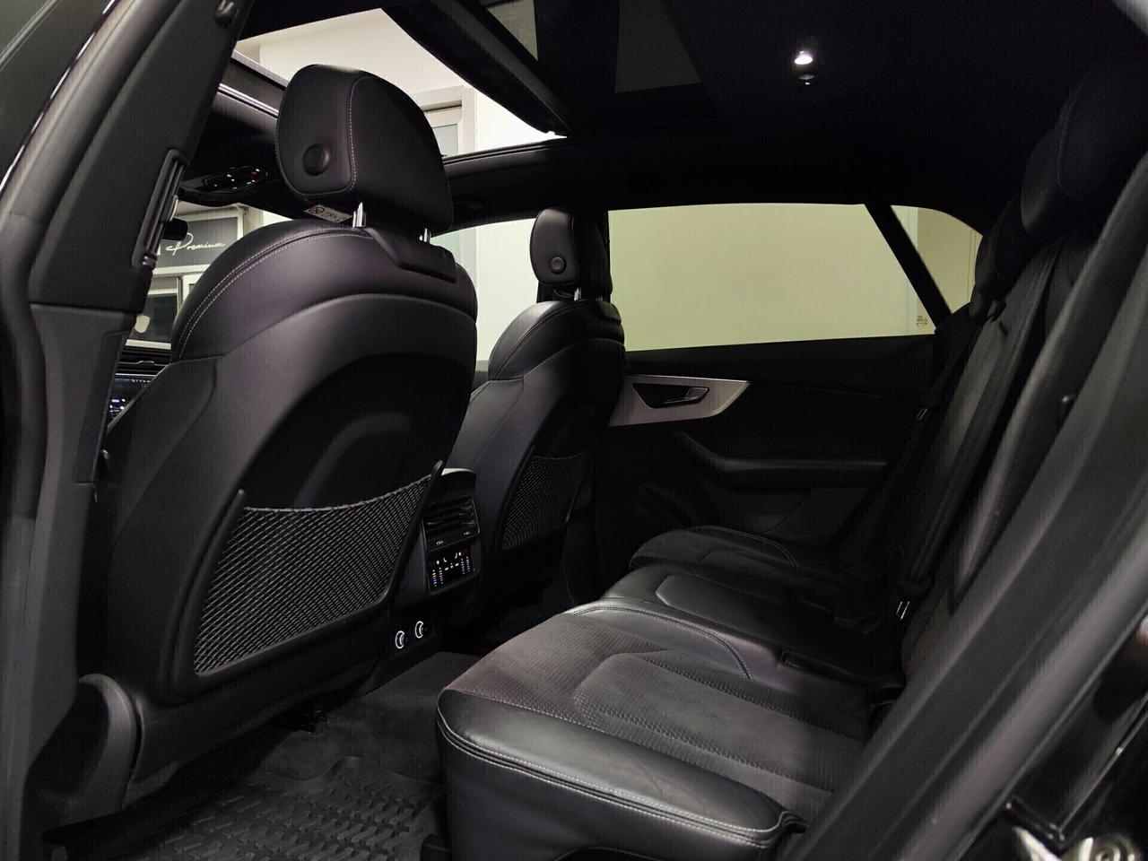 Audi Q8 50 TDI 286 CV quattro tiptronic S Line Tetto Matrix Night