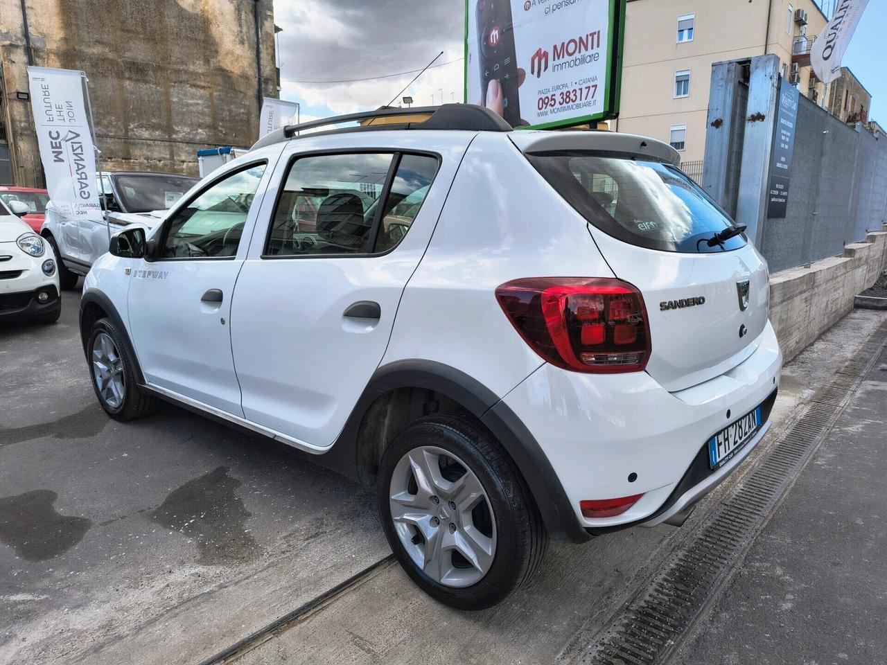 DACIA SANDERO STEPWAY GPL UNICOPROPRIETARIO 2017
