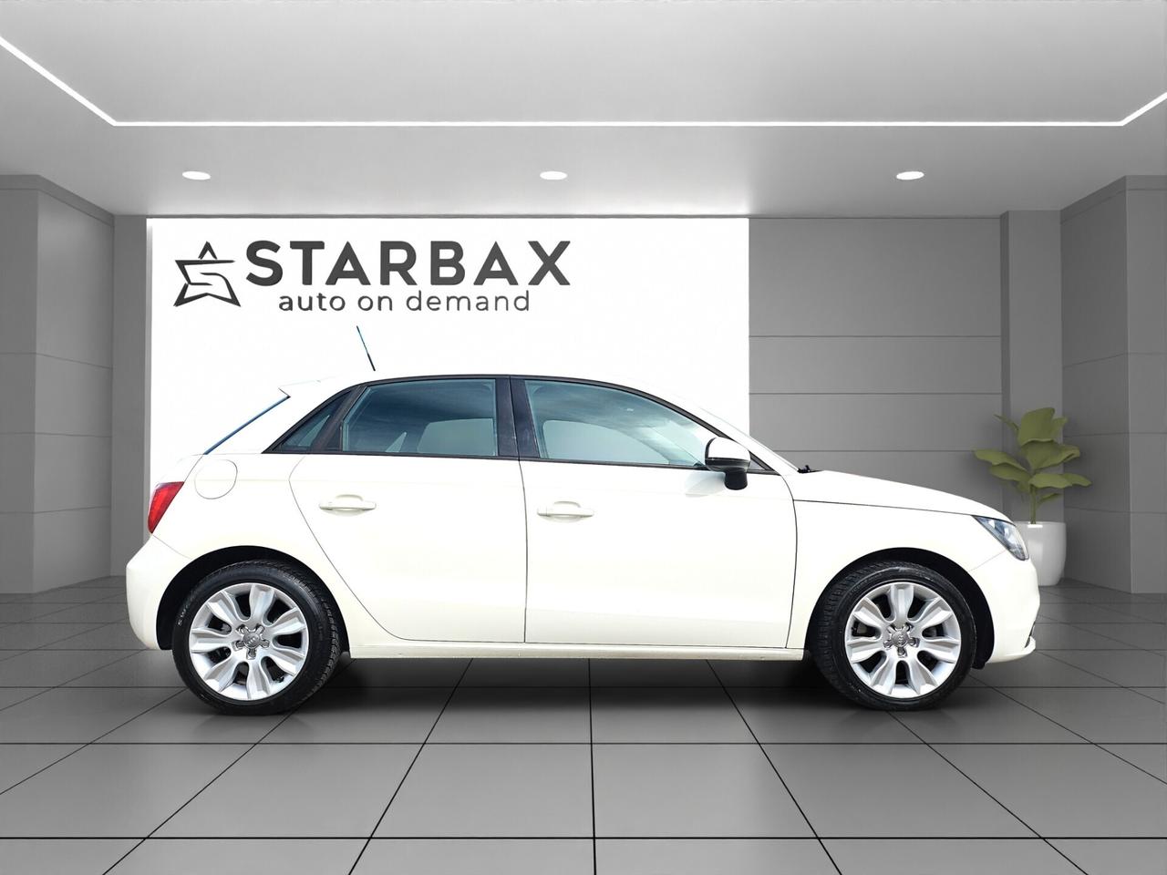 Audi A1 SPB 1.6 TDI 105 CV Ambition TETTO PANORAMICO 5 PORTE