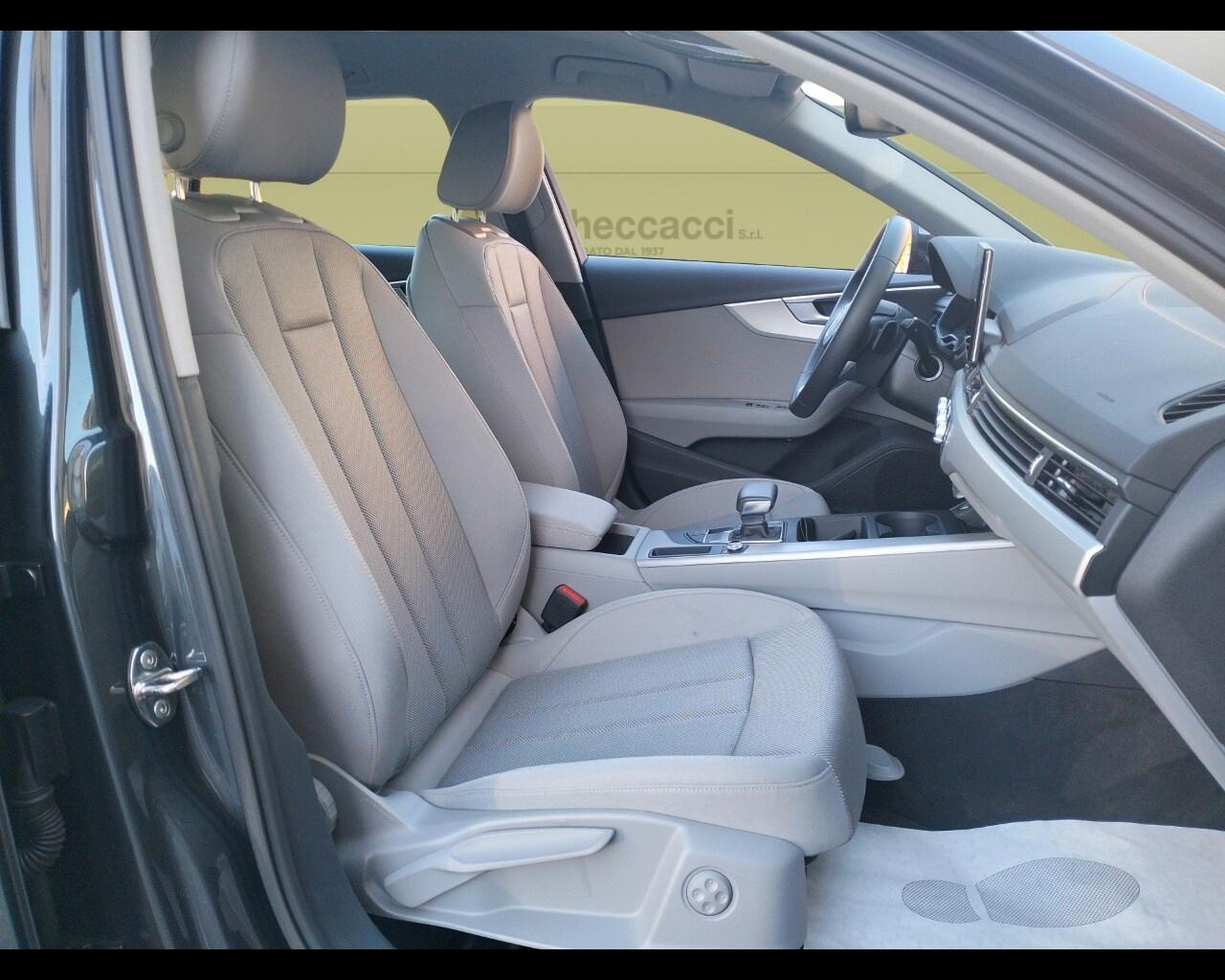 AUDI A4 5ª serie A4 Avant 40 TFSI S tronic