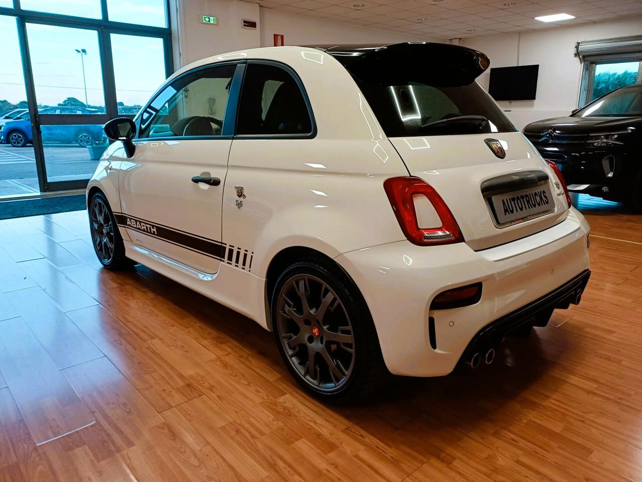 Abarth 595 COMPETIZIONE SABELT