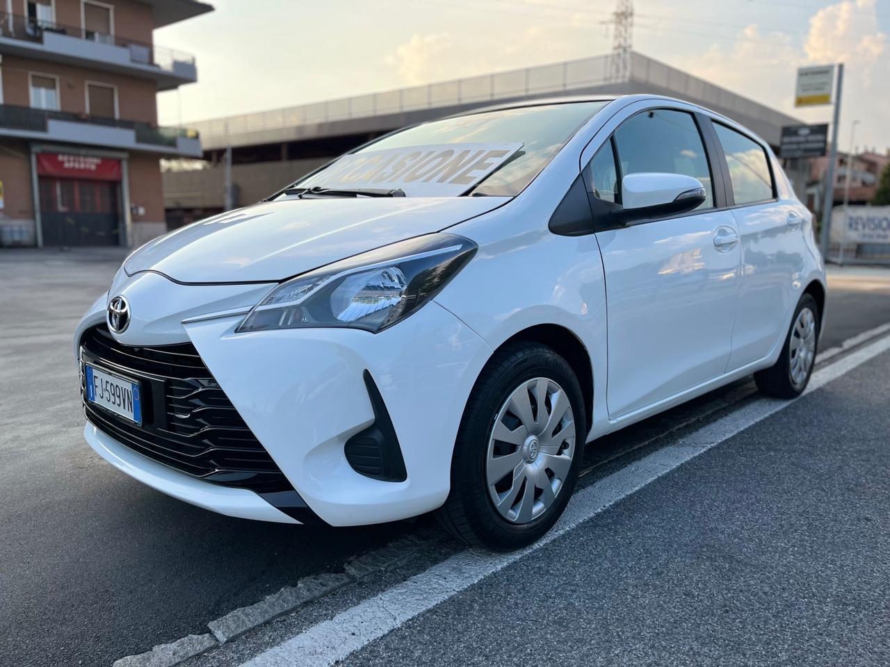 Toyota Yaris 1.0 5 porte Active
