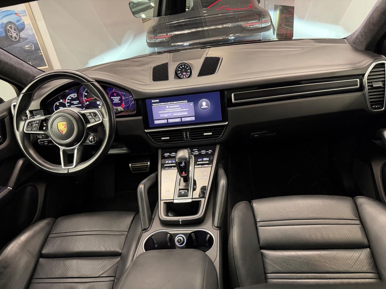 Porsche Cayenne Coupé 4.0 GTS iva esposta