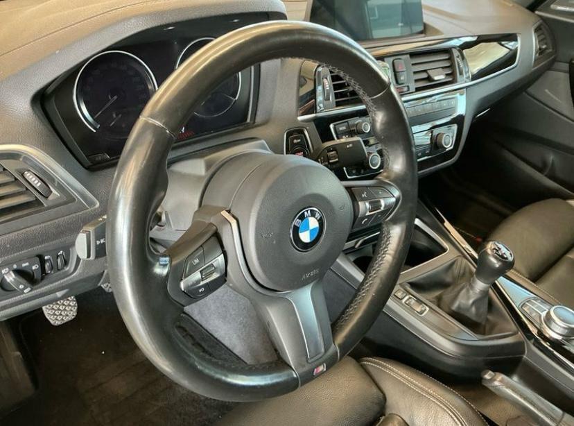 BMW 218i Cabrio Sportline – 136CV – NAVY PRO – PELLE NAPPA – TAGLIANDATA