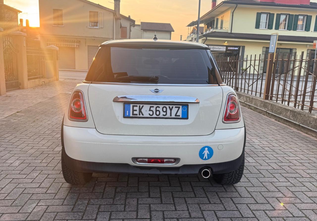 Mini 1.6 16V Cooper D Ok Neopatentati