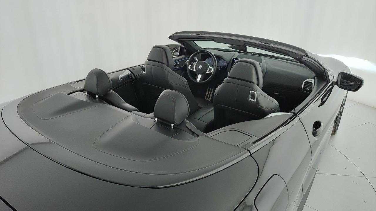 BMW Serie 8 G14 LCI 2022 Cabrio - 840d Cabrio mhev 48V xdrive MSport Pro auto