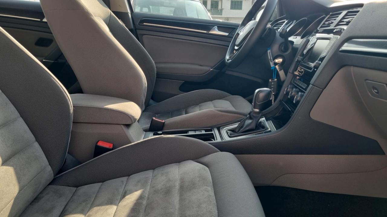 Volkswagen Golf Business 1.4 TSI DSG 5p. Highline BlueMotion Tech.