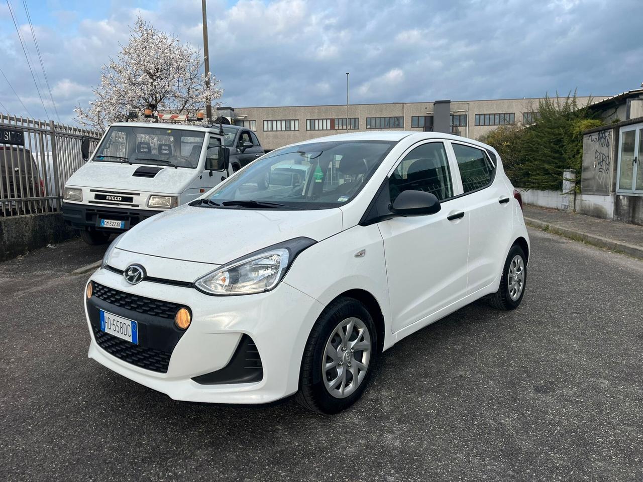 Hyundai i10 1.0 benz solo 39.000 km