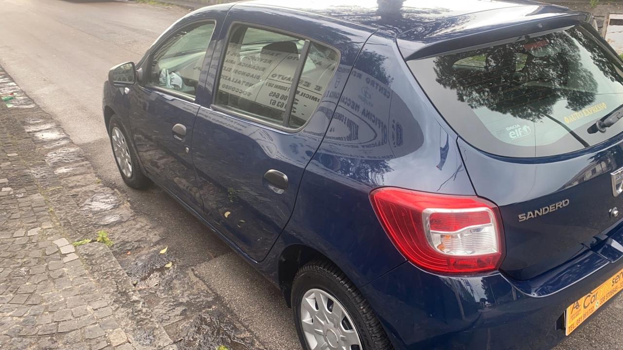 Dacia Sandero 1.2 16V GPL 75CV