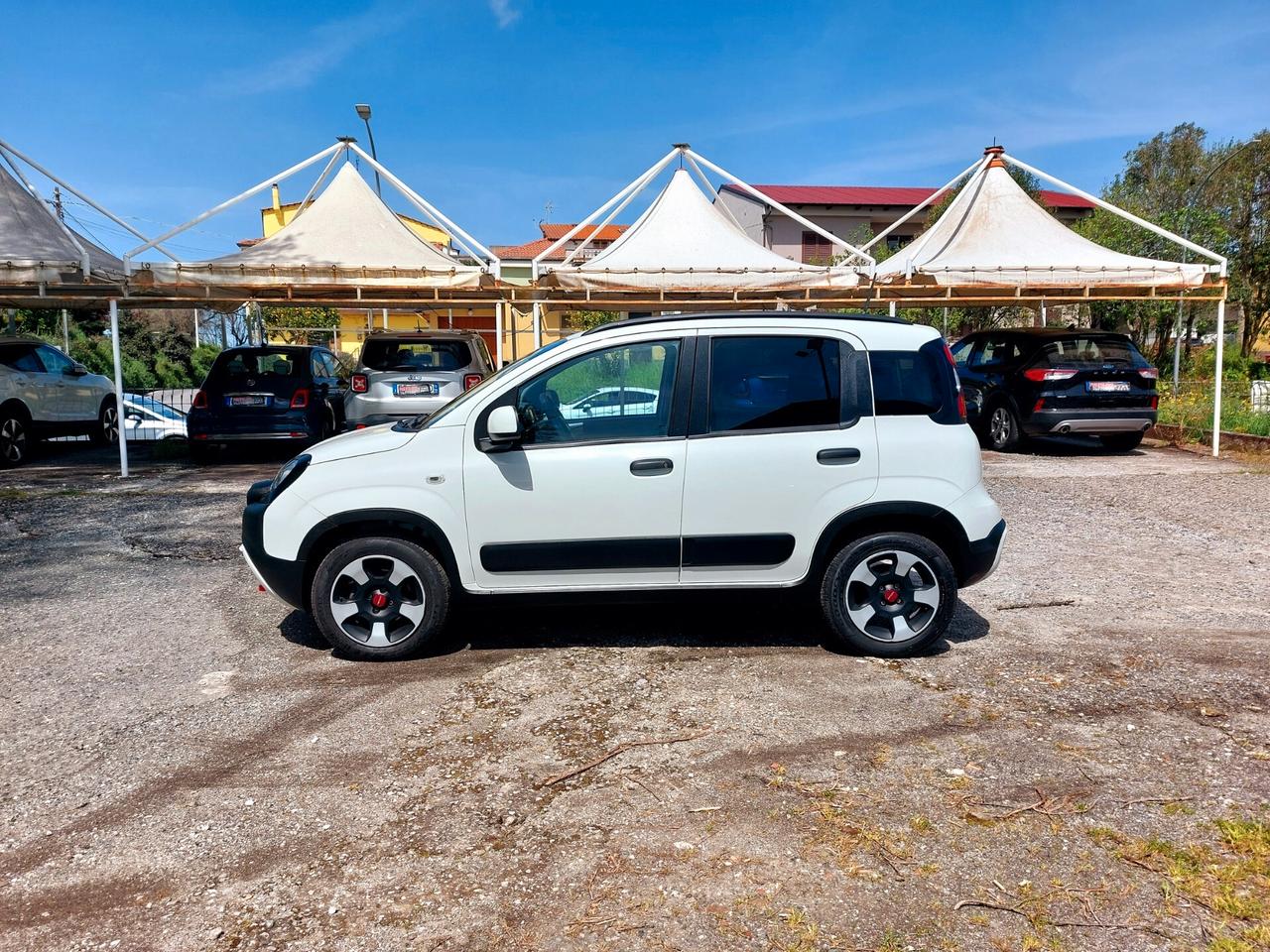 Fiat Panda 1.0 Hybrid City Cross - 18.000 Km.-2023