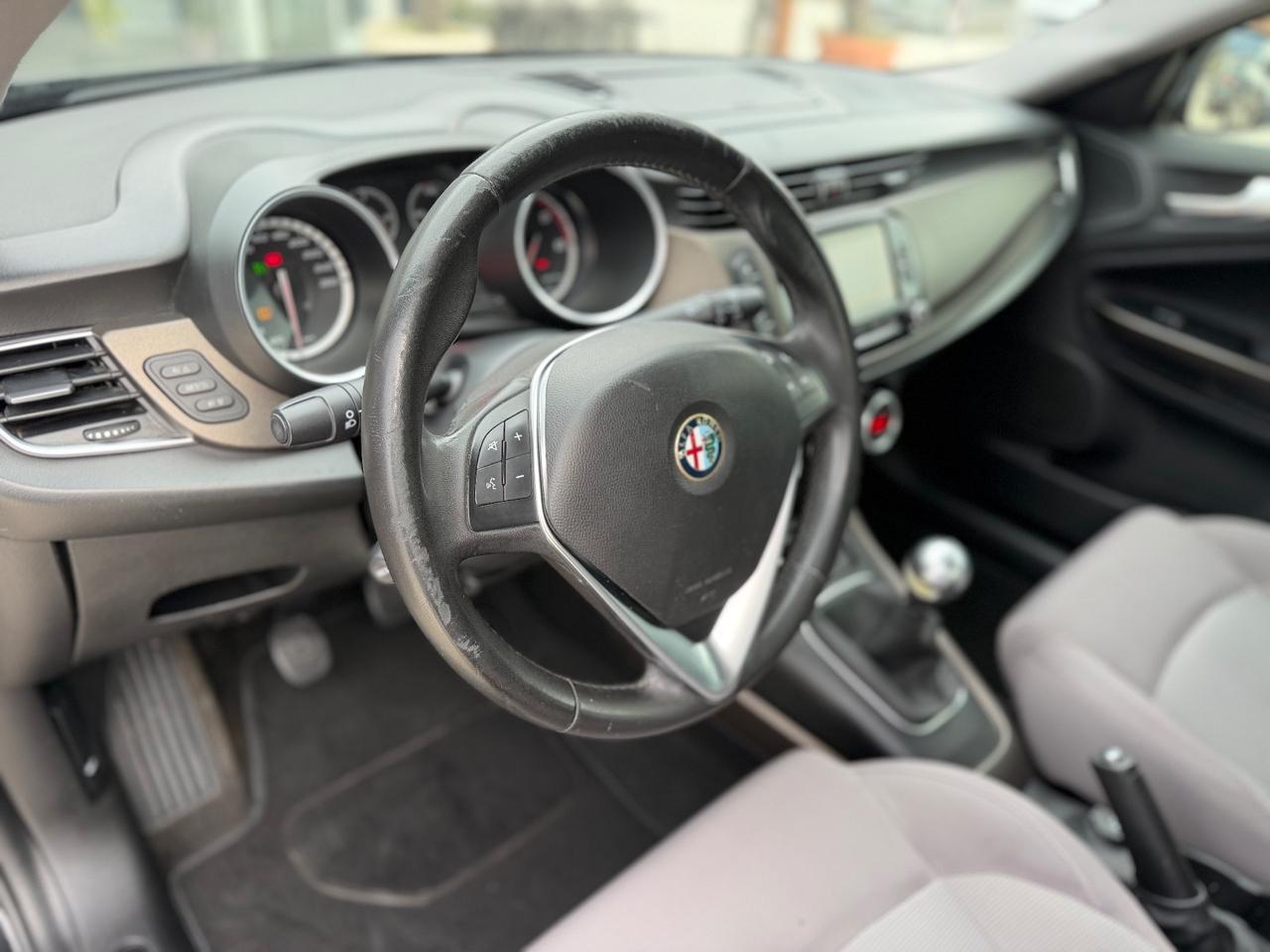 Alfa Romeo Giulietta 2.0 JTDm-2 150 CV Distinctive