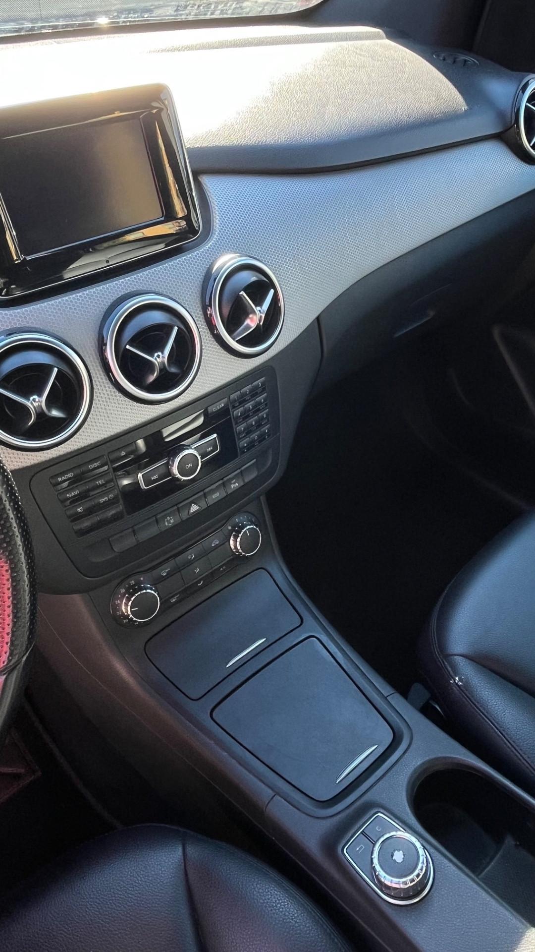 Mercedes-benz B 200 250 Automatic Premium