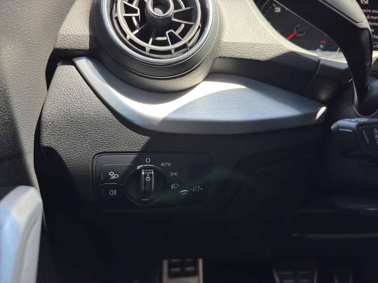 Audi Q2 30 1.6 116cv tdi S line edition s-tronic 2019