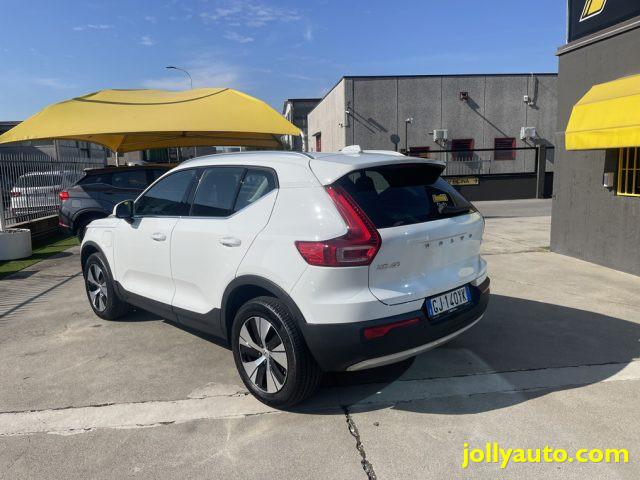 VOLVO XC40 T4 Recharge Plug-in Hybrid Inscription Expression