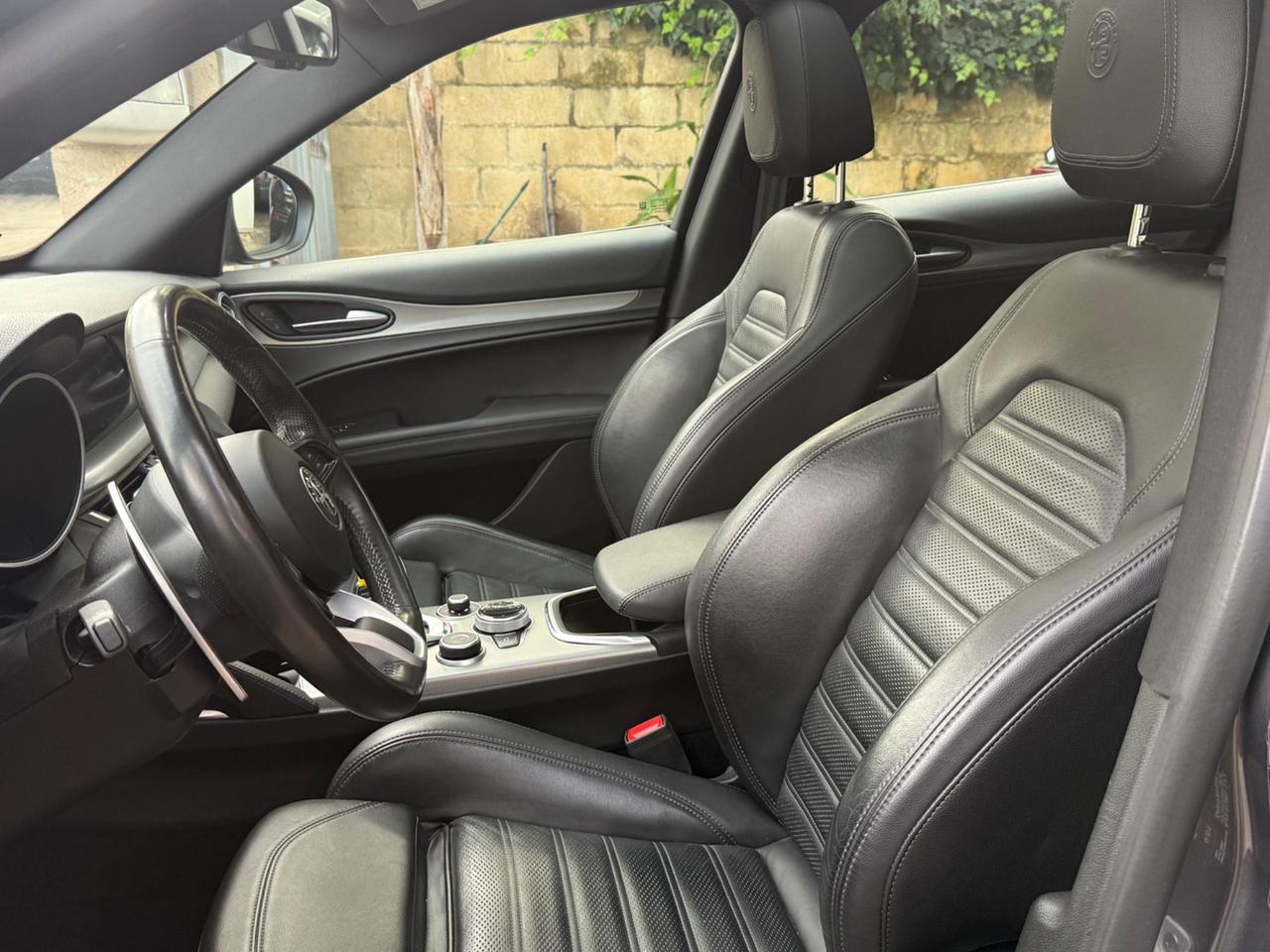 Alfa Romeo Stelvio 2.2 Turbodiesel 210 CV AT8 Q4 Veloce