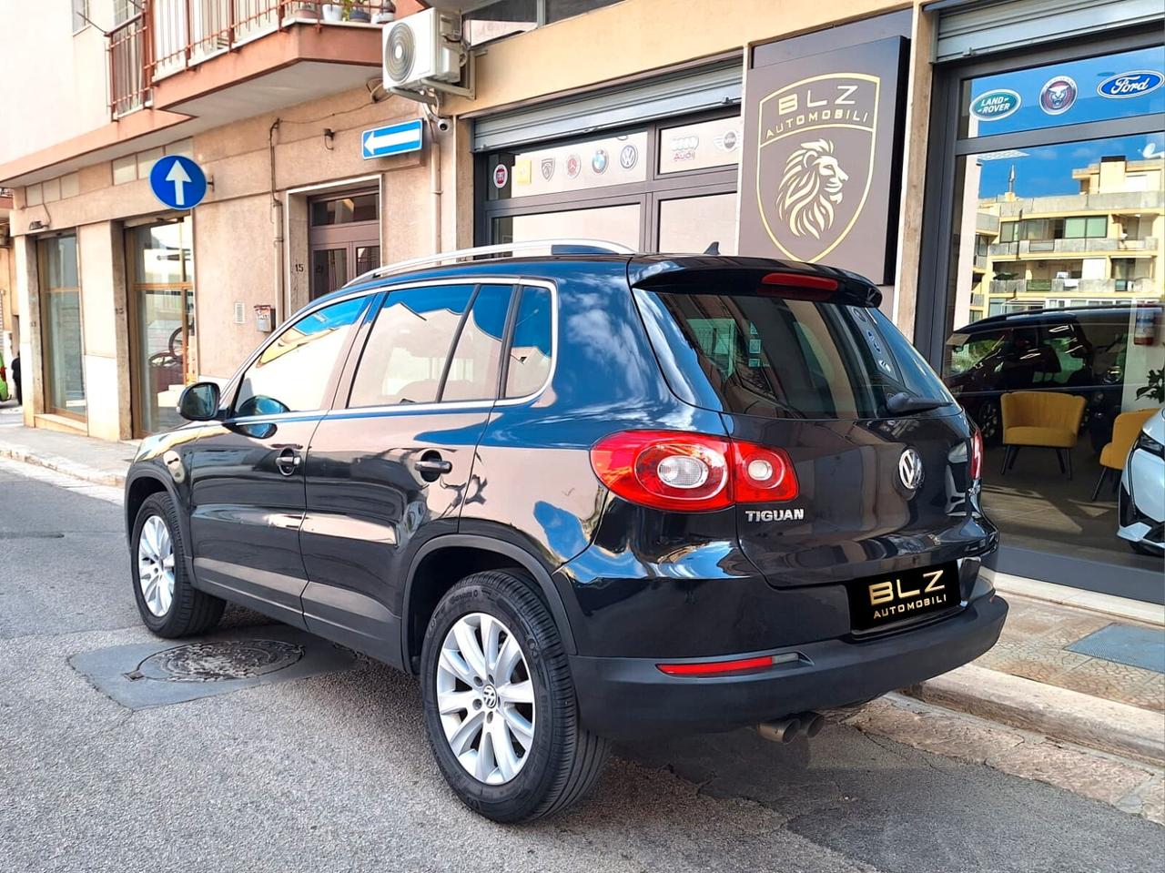 Volkswagen Tiguan 2.0 16V TDI DPF Sport & Style (18°)