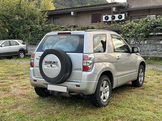 Suzuki Grand Vitara 1.9 DDiS 3 porte