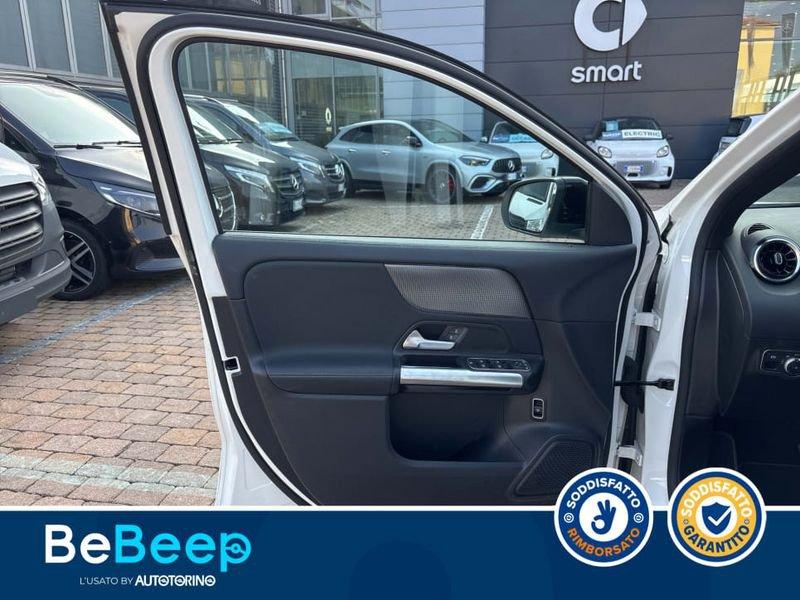 Mercedes-Benz GLA 200 D SPORT AUTO