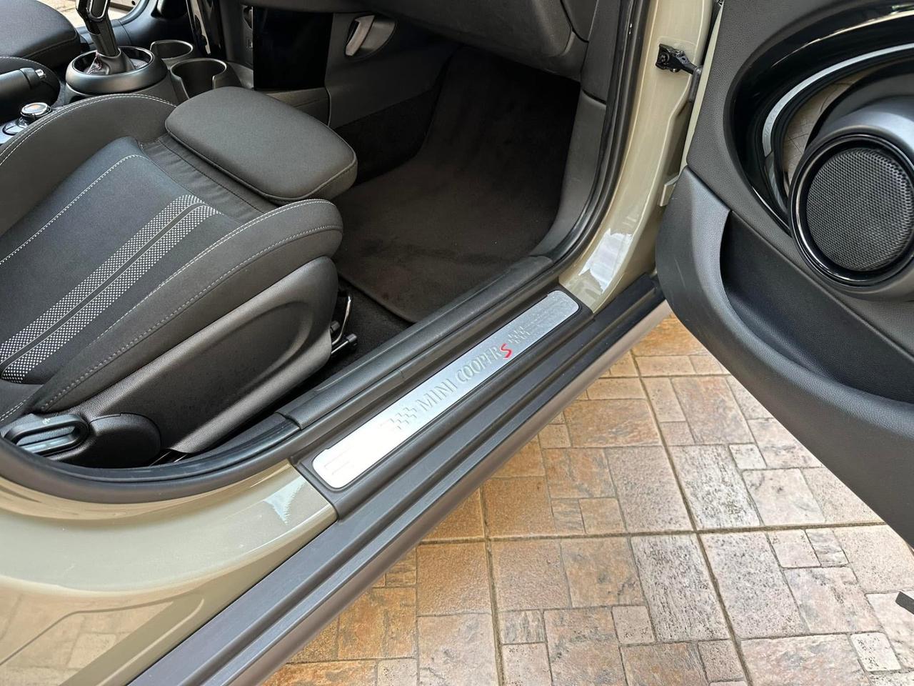 Mini Mini 2.0 Cooper SD aut. Hype
