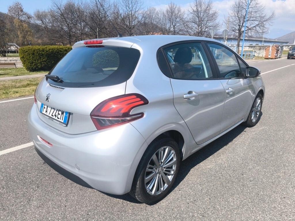PEUGEOT 208 1,2 BENZ- KM 70000-UNIPROPRIETARIO-EURO 6