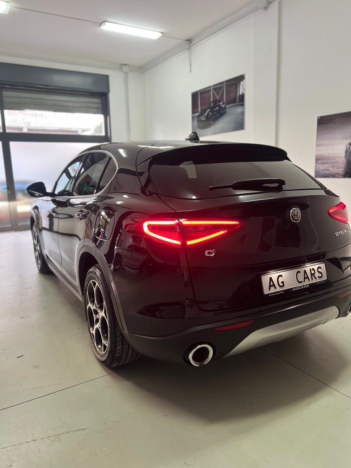 Alfa Romeo Stelvio 2.2 Turbodiesel 210 CV AT8 Q4 Executive