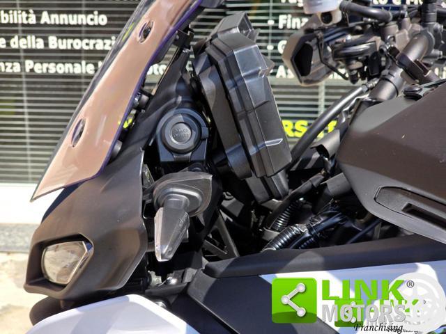 YAMAHA Tracer 9 GT Tris Quick-Shifter Tris di borse originali.