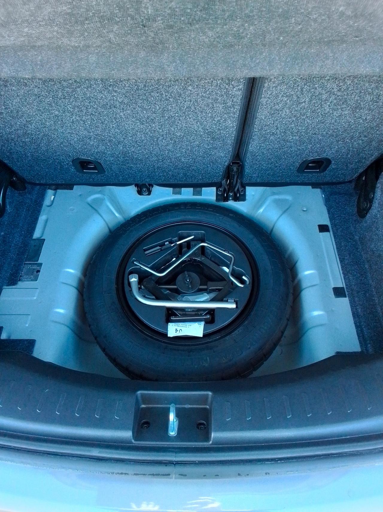 Lancia Ypsilon 1.0 FireFly 5 porte S&S Hybrid Platino