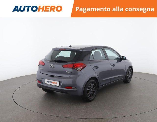 HYUNDAI i20 1.2 84 CV 5 porte Blackline