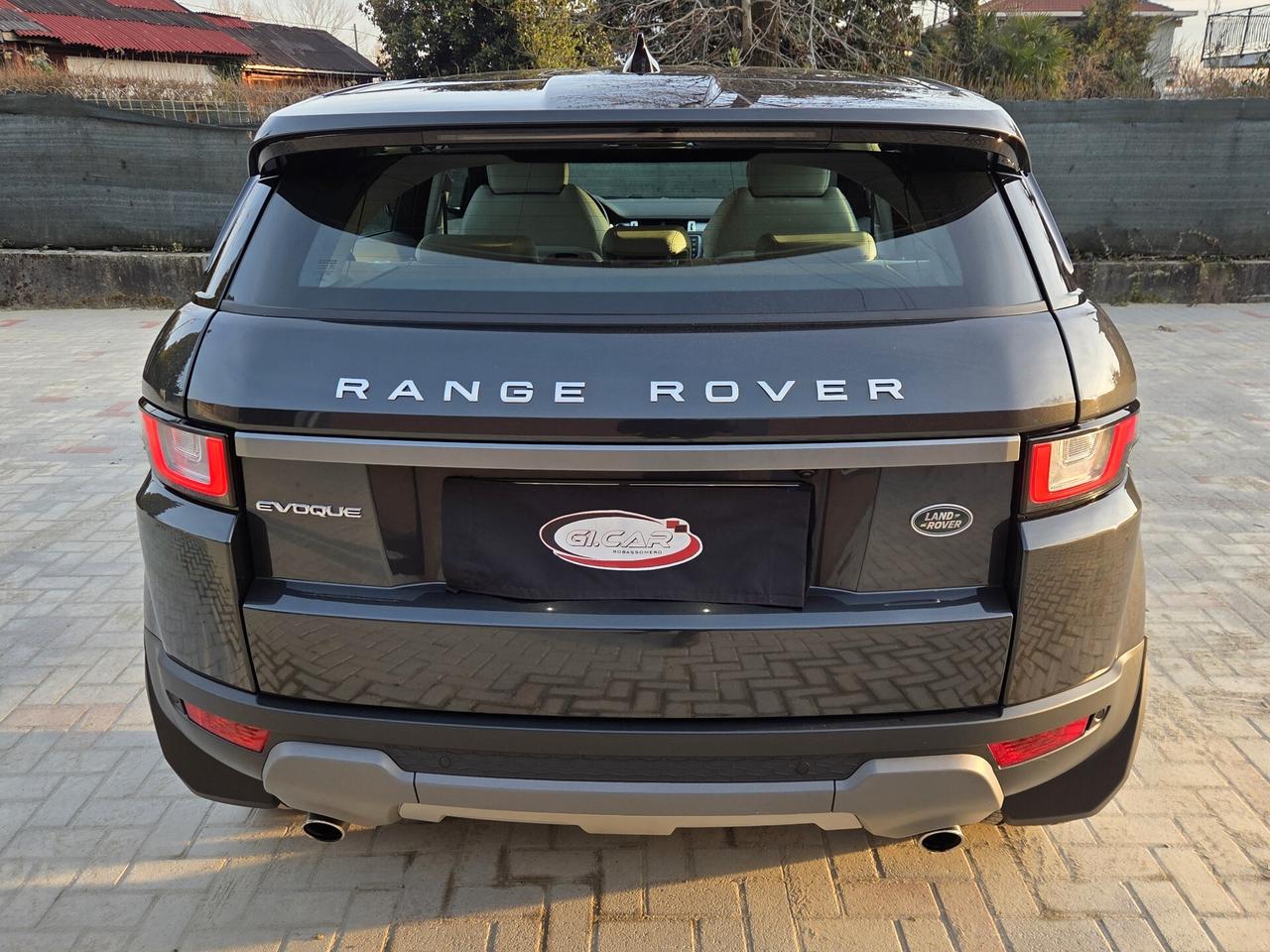 Land Rover Range Evoque 2.0 Si4 241cv 5p. SE