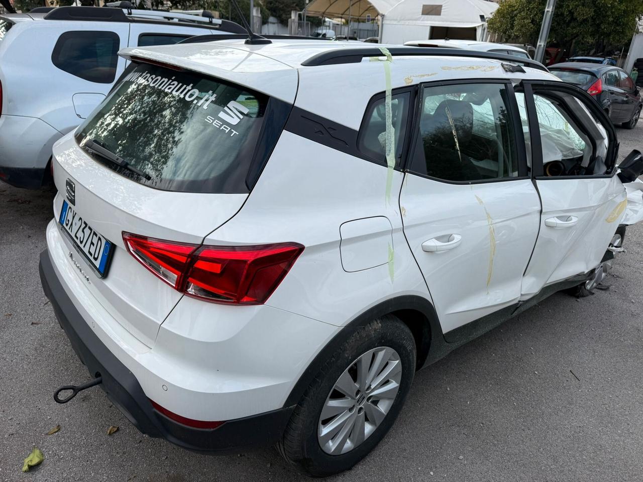 Seat Arona 1.0 Benz. 95cv (incidentata)