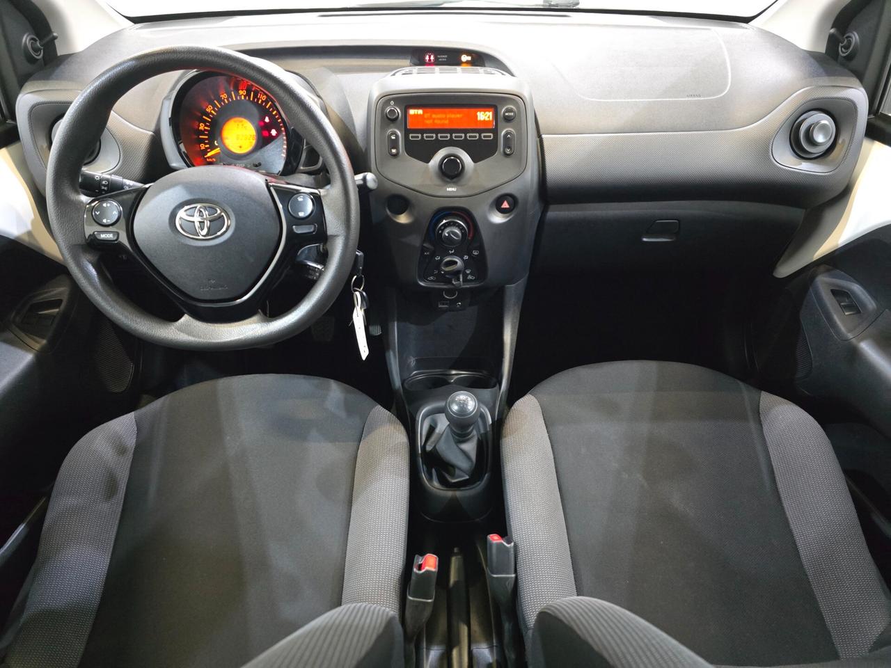 Toyota Aygo X 1.0 VVT-i 72 CV 5 porte Trend S-CVT BICOLORE