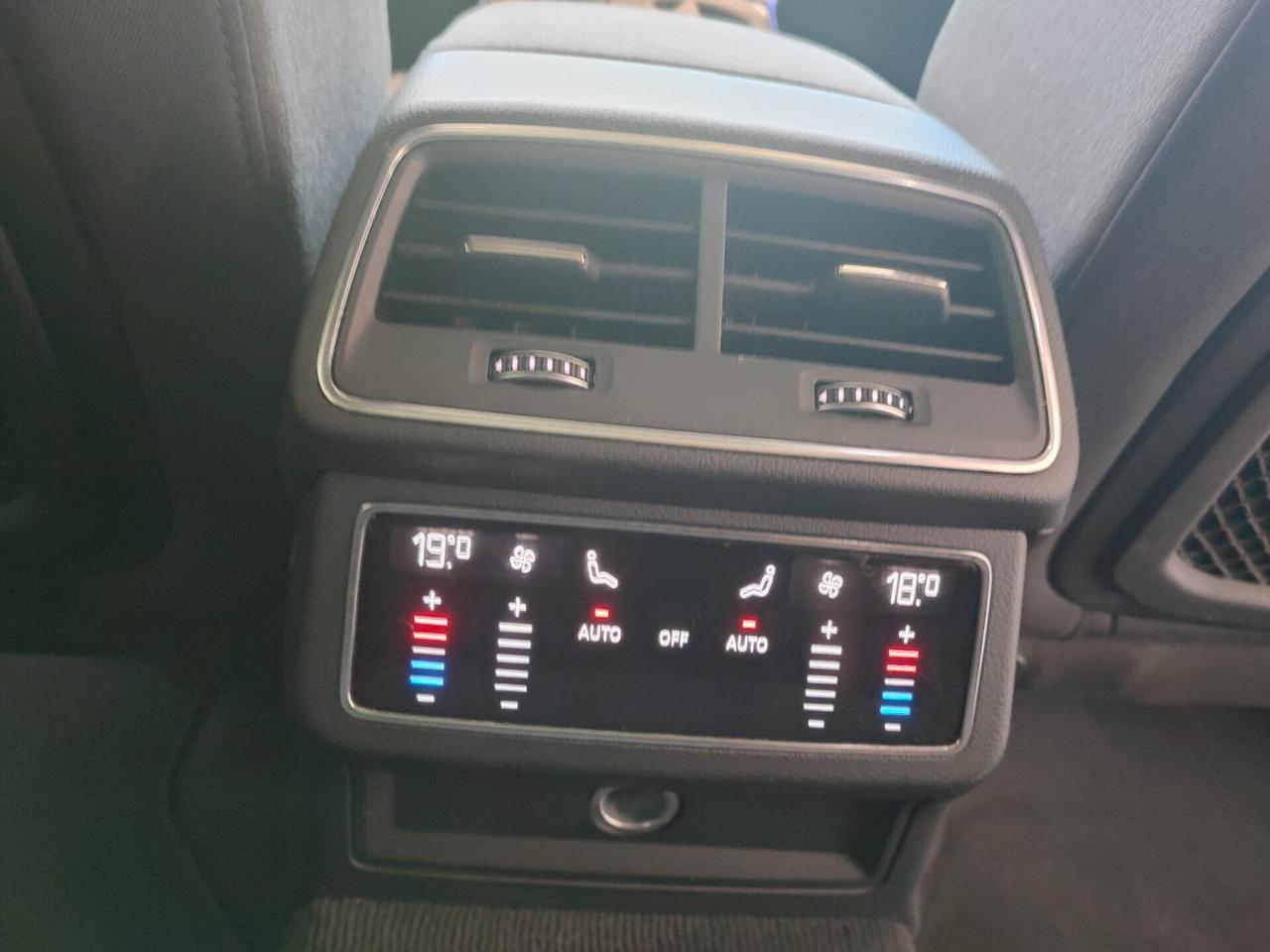 Audi A6 Avant 40 2.0 TDI quattro ultra S tronic Sline