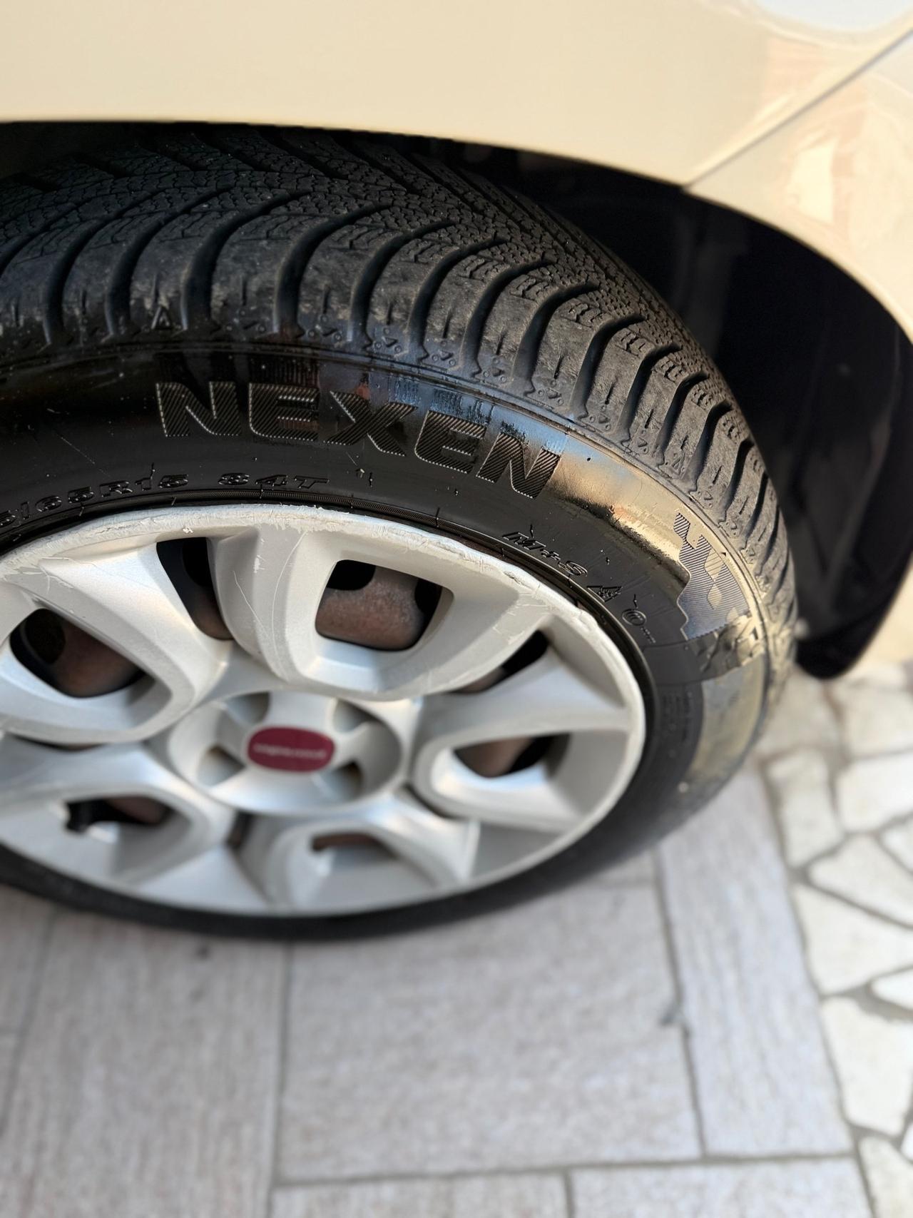 Fiat Panda 0.9 TwinAir Turbo Natural Power Lounge