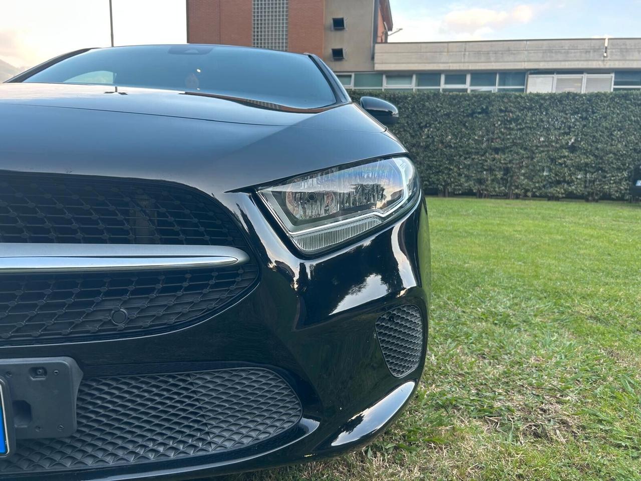 Mercedes-benz A 180 d Automatic Business 1.5CC 116CV ANNO 03/2019