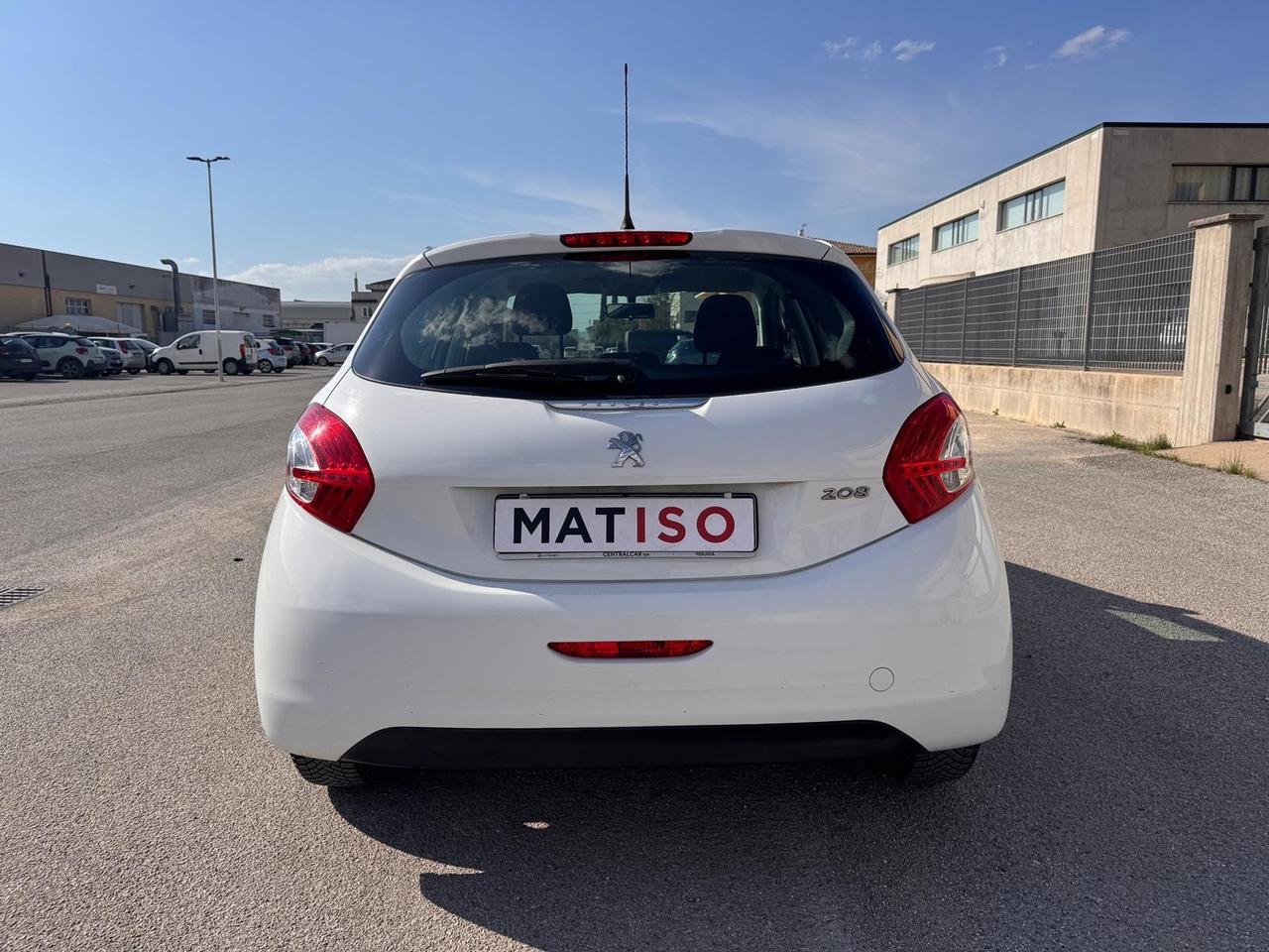 PACCHETTO : PEUGEOT 208 + LANCIA YPSILON GPL