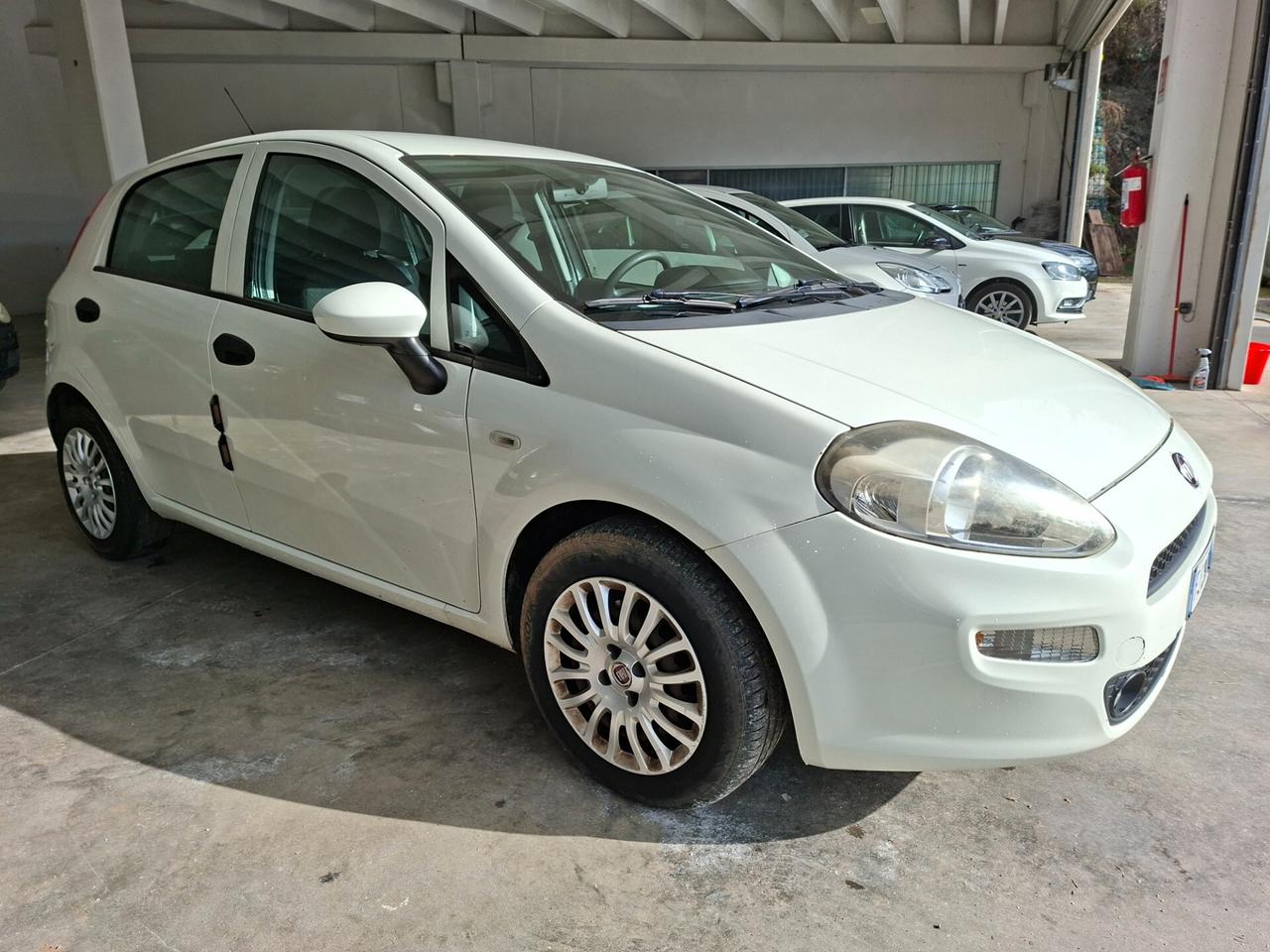 Fiat Punto 1.3 MJT II S&S 95 CV 5 porte Street