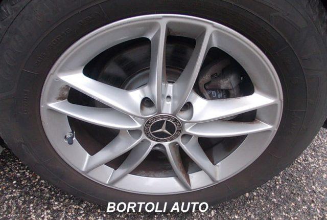 MERCEDES-BENZ A 180 33.000 KM AUTOMATICA BUSINESS EXTRA FULL OPTIONAL