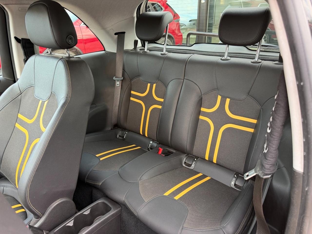 Opel Adam 1.4 100 CV VALENTINO ROSSI VR46