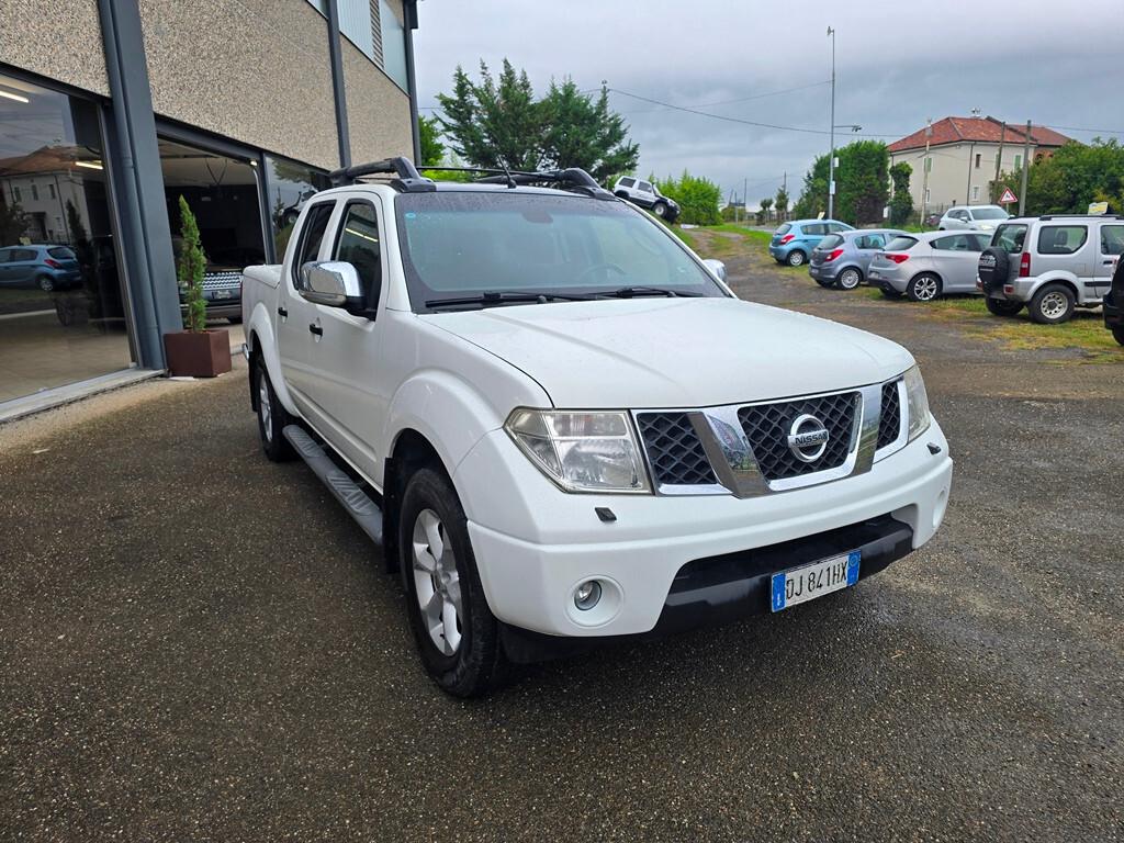 Nissan Navara 2.5 dCi 171 CV "LE"