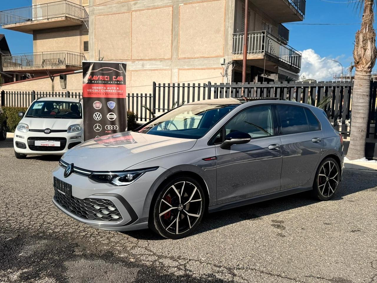 Volkswagen Golf 8 GTI 2.0 TSI DSG