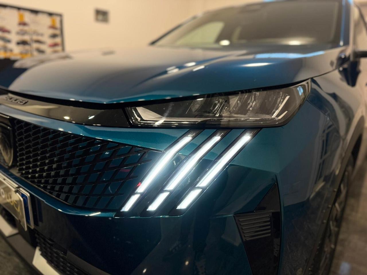 Peugeot 3008 Hybrid 136 e-DCS6 Allure