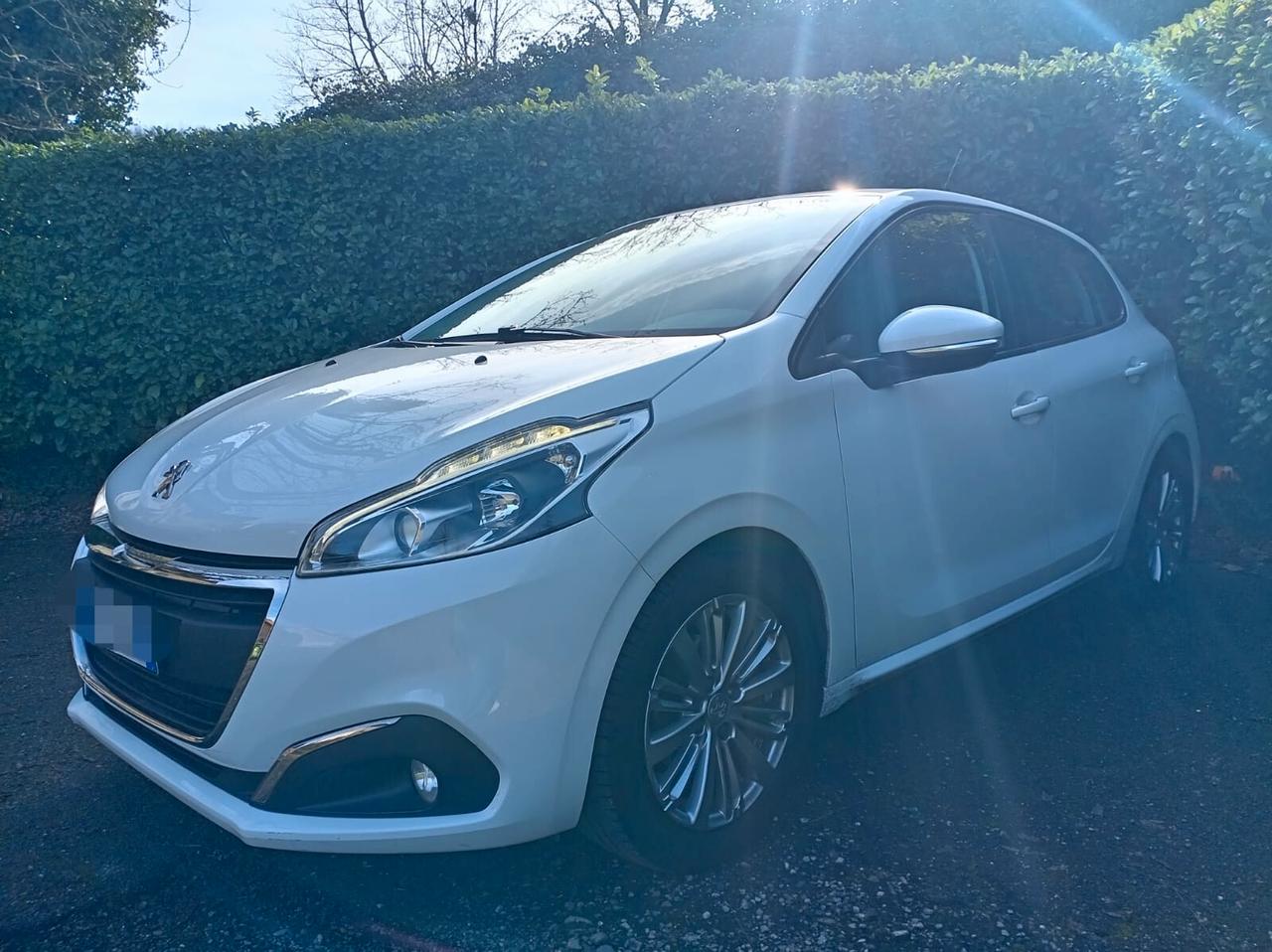 Peugeot 208 1.2 5 porte Allure