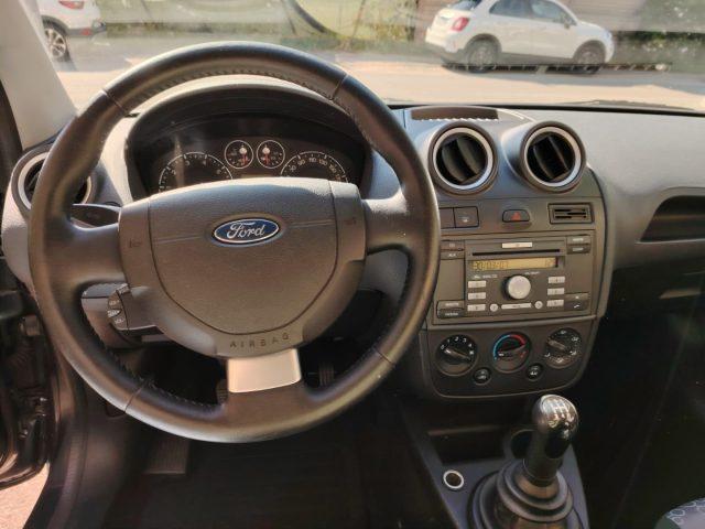 FORD Fiesta 1.2 16V 5p. Titanium NEOPATENTATI