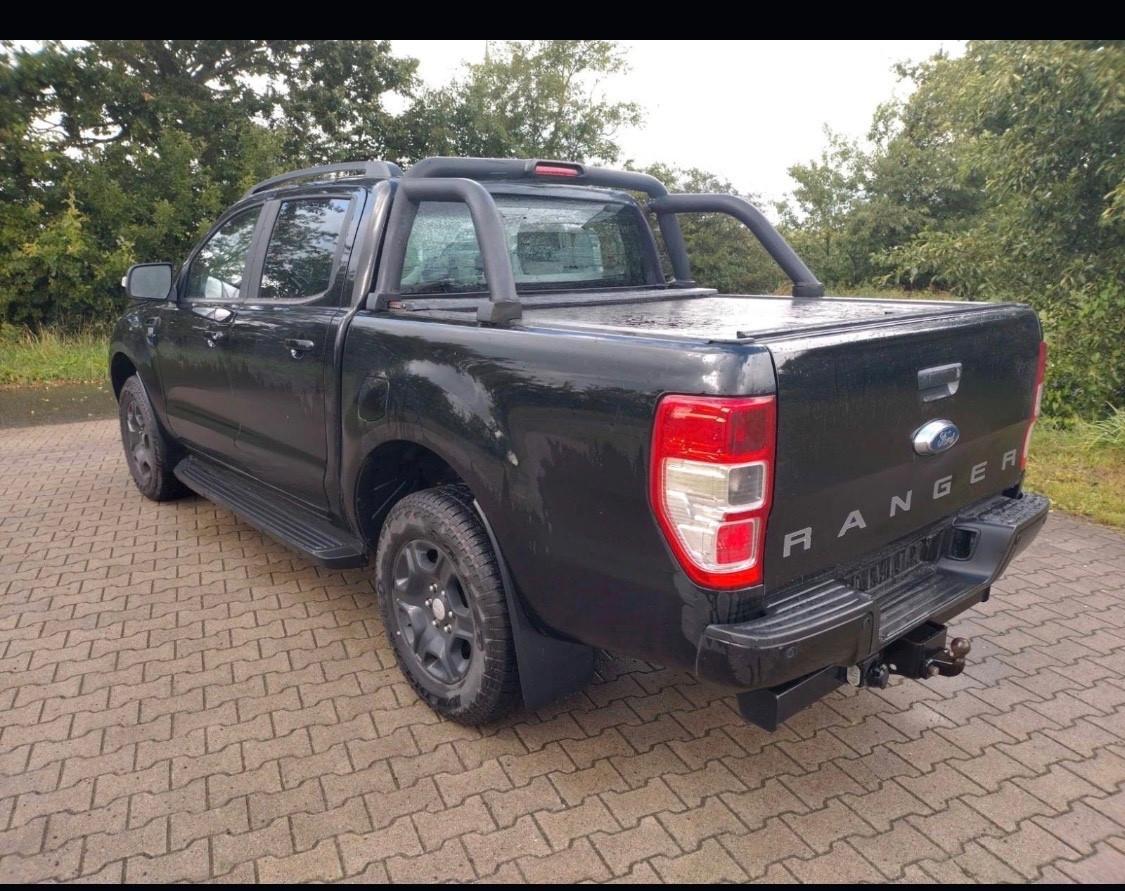 Ford Ranger 3.2 TDCi DC Limited 5 posti * Cambio 6M