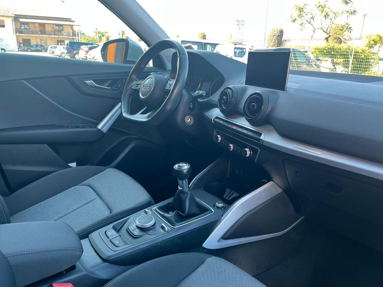 Audi Q2 30 TDI Business