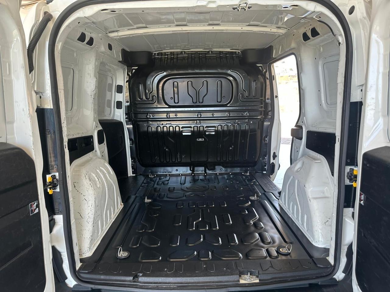 FIAT DOBLO 1.6 MJT 3 POSTI 07/2019